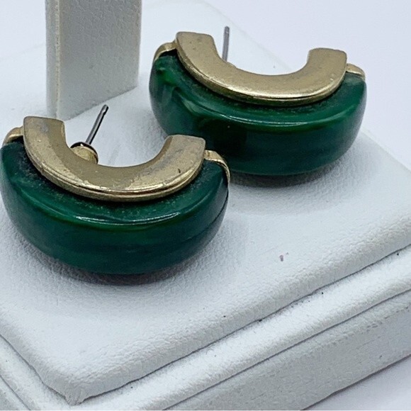 Green faux stone and gold tone chunky half hoop earrings - Picture 4 of 11